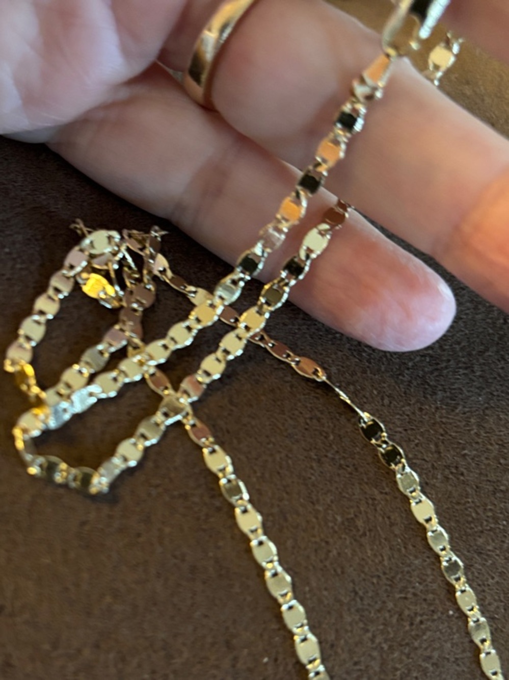 Pretty Bird Jewelry Elegant Gold-Tone Women's Chain Necklace